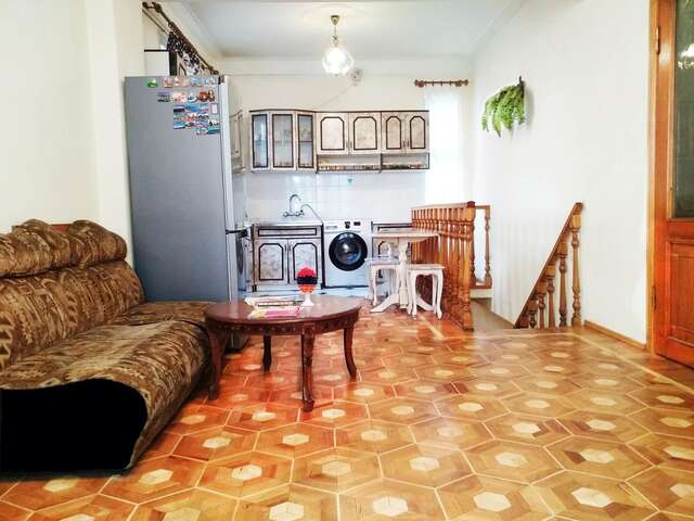 Хостелы Hostel Sakharov & Tours Ереван-27