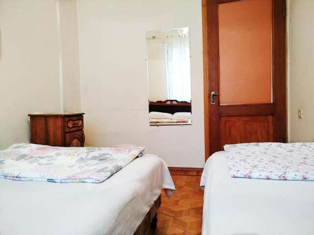 Хостелы Hostel Sakharov & Tours Ереван-9